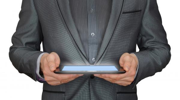 cum pot afla antreprenorii informatii despre partenerii de afaceri