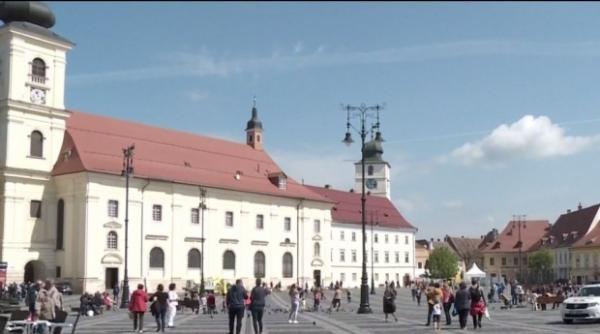 sibiu bilantul festivalului international de street art 17 picturi murale si 2 400 mp de culoare