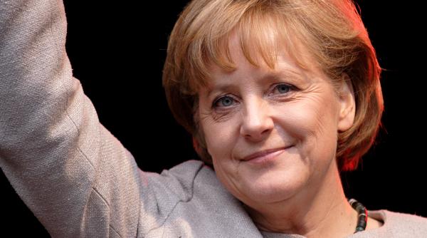 angela merkel si alti cinci lideri europeni oaspeti de onoare la ceremoniile dedicate zilei nationale a frantei
