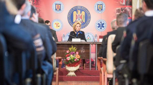 carmen dan nu am fost data afara mi am dat demisia