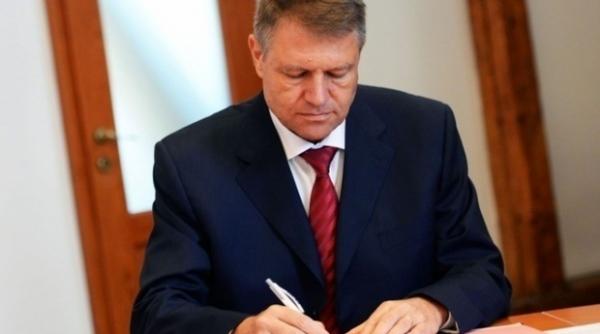 presedintele iohannis a semnat decretul privind modificarea si completarea legii educatiei nationale
