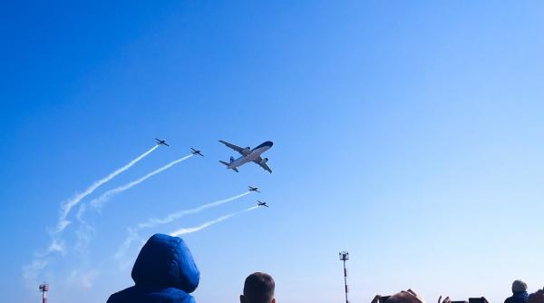 ziua aviatiei romane ceremonie la monumentul eroilor aerului vor evolua aeronave si elicoptere