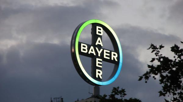 bayer obtine 585 milioane de dolari in urma vanzarii brandului dr scholl s