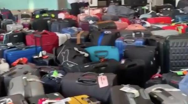 haos pe aeroportul heathrow pasagerii au fost nevoiti sa si abandoneze bagajele