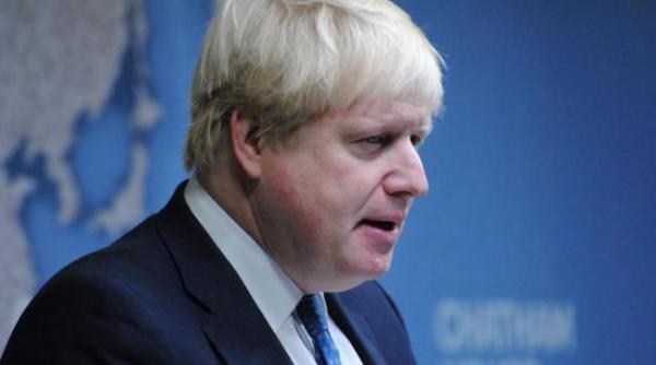 parlamentul european ii atrage atentia lui boris johnson asupra riscurilor unui brexit fara acord