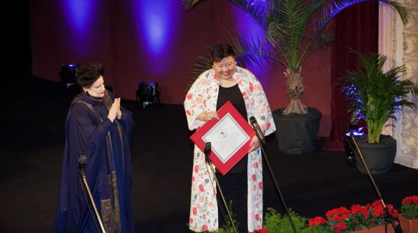 manifestarile darclee mariana nicolesco si zmeii sai pe aripile cantului