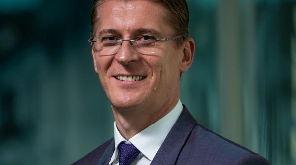 valentin coroiu este noul ceo al uniqa asigurari de viata