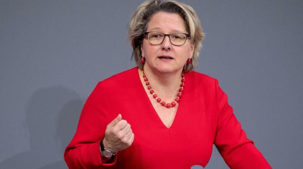 razboi contra pungilor de plastic