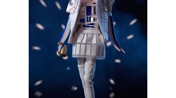 s a lanasat o noua colectie exclusivista barbie este inspirata din tinutele filmului original star wars