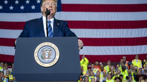 trump in criza din hong kong