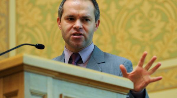 daniel funeriu plus digera orice putreziciune