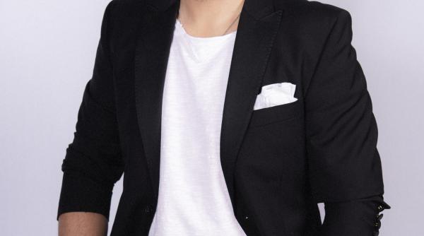 liviu varciu de mic am fost imbracat in rochite pentru ca mama si a dorit o fetita