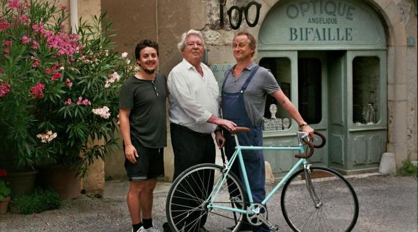 secretul lui raoul taburin taburin o poveste fermecatoare despre biciclete si sindromul impostorului de la scenaristul filmului amelie