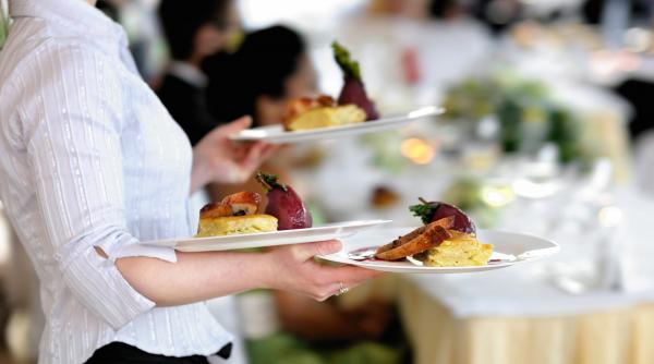 imm urile bat multinationalele