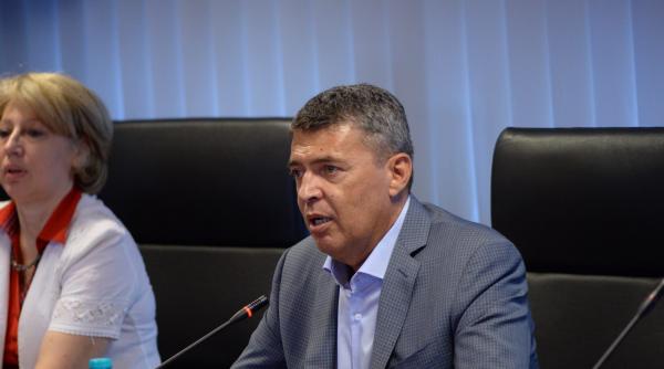 petrache nu vreau sa aud cum nu se pot face anticipate se pot face daca dorim binele romaniei