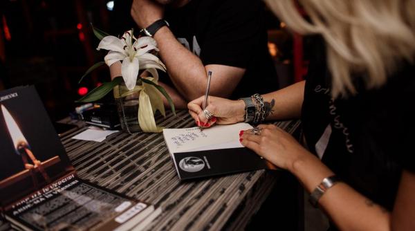 sabina lisievici arde ma in versuri este ultimul volum publicat nu ma opresc aici