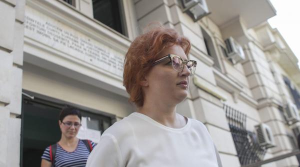 la umbra razboiului politic ioana basescu si a pus la adapost mare parte din mosia de la nana