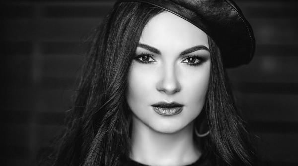 mergeam pe furis la orele de canto de la palatul copiilor