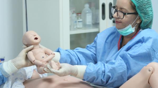 centru de simulare medicala pentru moase