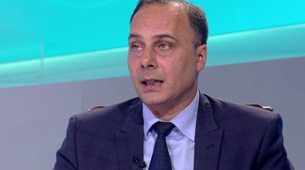 scandal la audierile lui gheorghe dinca avocatul din oficiu a facut o criza de nervi