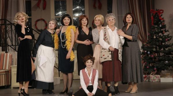 deschiderea stagiunii teatrului national iasi premiera opt femei
