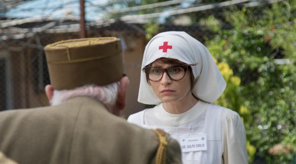 actrita andreea bibiri spune ca are multe puncte comune cu personajul ei din serialul mangalita emilia e pur si simplu delicios de naiva