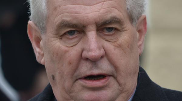 demontarea unei statui sovietice la praga duce la un scandal intre rusia si cehia