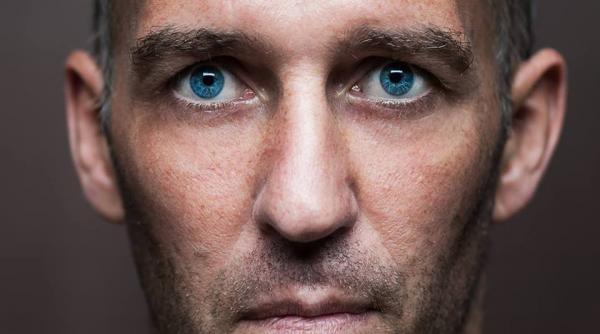 un cunoscut fotbalist olandez a murit la doar 43 de ani