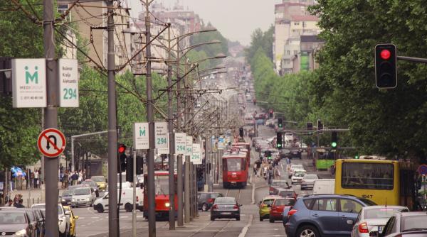 belgrad politistii chinezi patruleaza cot la cot cu colegii lor sarbi
