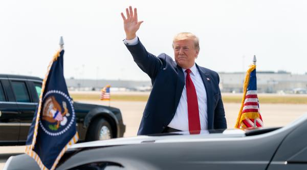 trump confruntat din nou cu destituirea