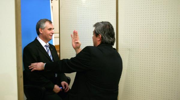 fostul ministru al comunicatiilor valerian vreme achitat definitiv in dosarul licente pentru scoli