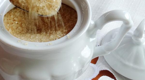 8 semne ca mananci prea mult zahar