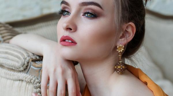 mascara in fiecare zi ai grija de ochii tai poti sa risti chiar pierderea vederii