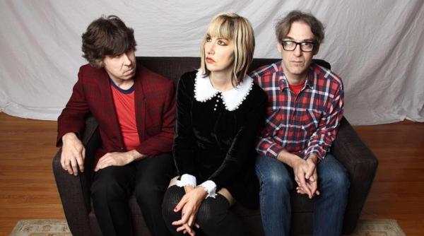 solista formatiei de punk rock the muffs kim shattuck a murit