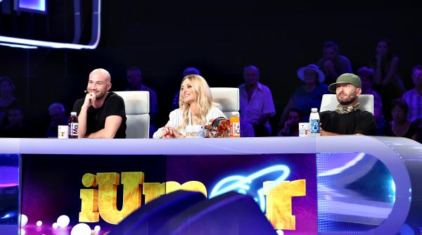 concurs pentru telespectatorii iumor premiu saptamanal o invitatie vip dubla la stand up ul toamnei