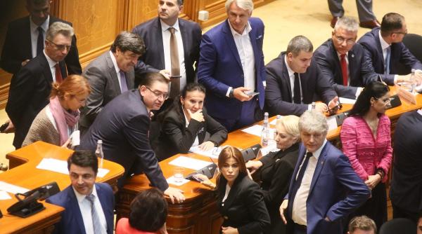 iohannis si a anihilat principalul adversar de la prezidentiale cu mana lui ponta si tariceanu