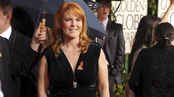 sarah ferguson a recunoscut ca isi face operatii estetice