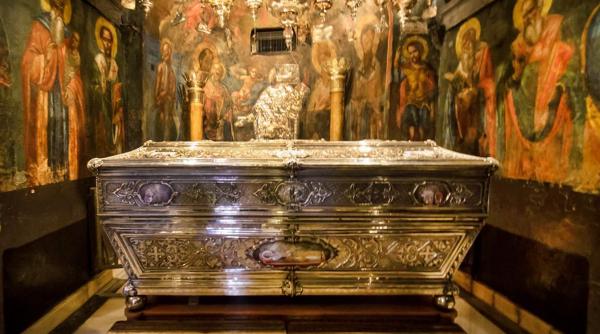 pelerinaj la moastele sf parascheva 26 de persoane au avut nevoie de ingrijiri medicale