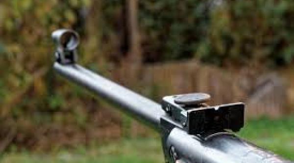 franta suspenda exportul de arme catre turcia