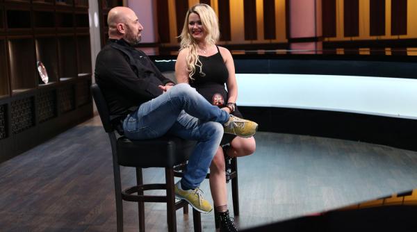 barbie intalnire cu catalin scarlatescu in platoul chefi la cutite