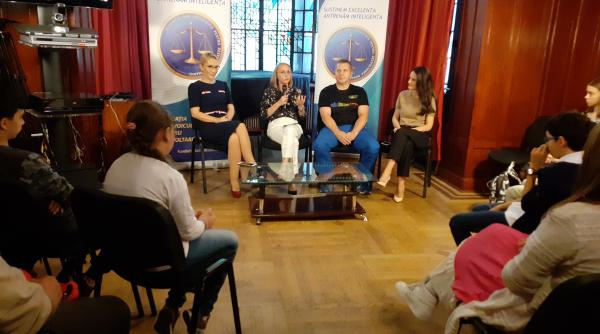 gabriela szabo la prima conferinta din cadrul proiectului romania ta