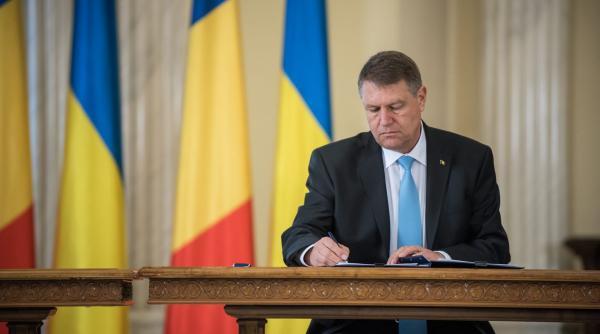 klaus iohannis un presedinte candidat aflat de cinci ani in razboi cu un partid politic