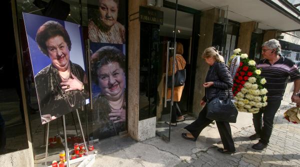 galerie foto colegii au venit sa i aduca un ultim omagiu marei actrite tamara buciuceanu botez la teatrul bulandra