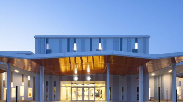 scolile pentru expati din bucuresti