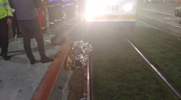 tragedie in capitala un adolescent a fost accidentat mortal de tramvai