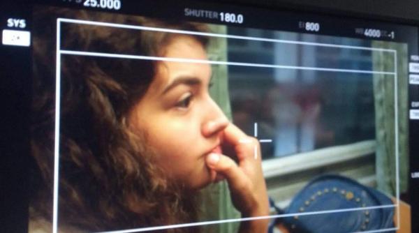 o romanca vrea sa dea lovitura in state cu povestea vietii ei