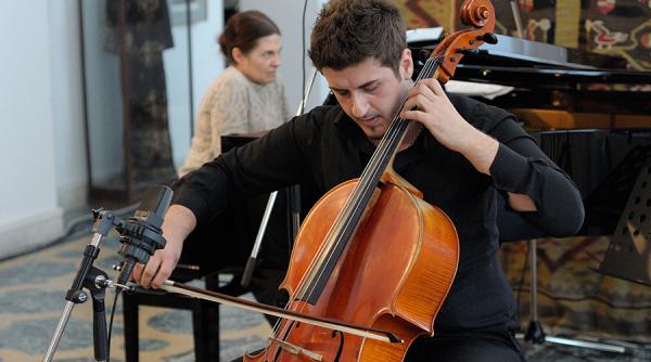 30 de ani de la caderea zidului berlinului concertul aniversar muzica viitorului o punte spre europa de est la ateneul roman