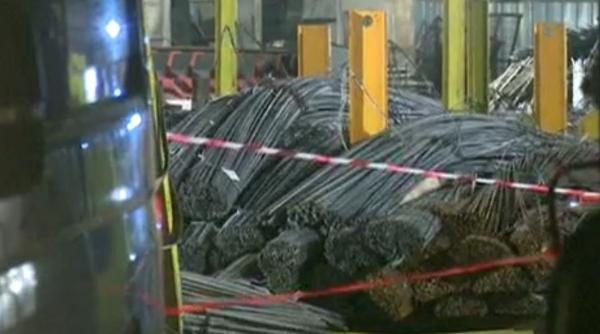 un muncitor a murit strivit de o rola de cabluri cazuta de pe o macara