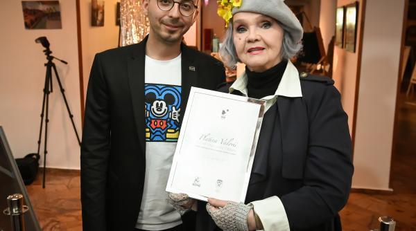 margareta paslaru primul ambasador al festivalului tanar de la sibiu recompensata cu platina valorii