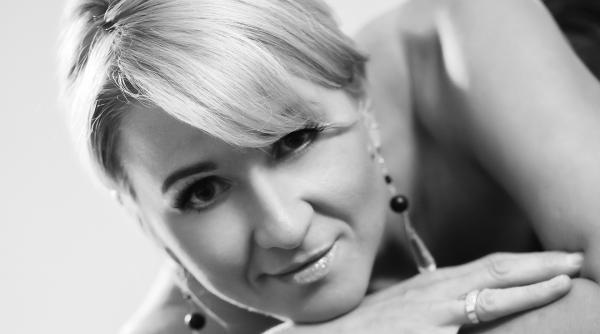 170 de ani de la disparitia lui chopin pianista poloneza beata bilinska canta chopin la sala radio